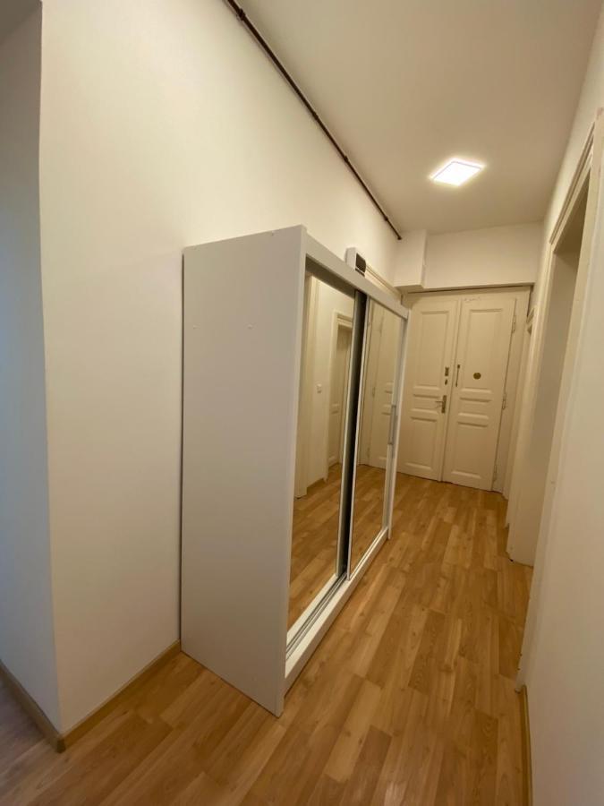 Designed Apartment Next To Vaclav Square With Terrace And Private Garage 布拉格 外观 照片